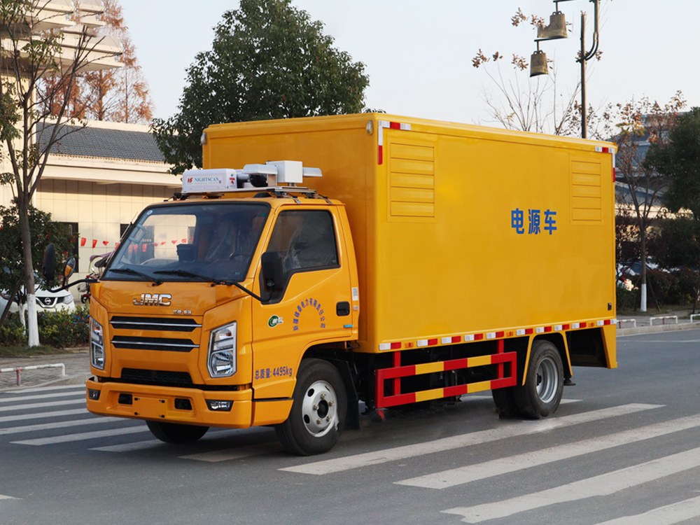 江鈴30-50KW電源車 江鈴30-50KW電源車