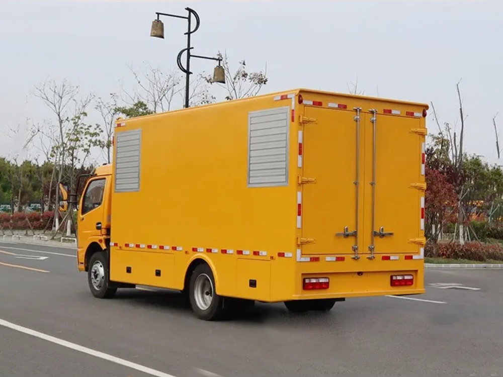 東風多利卡移動電源車