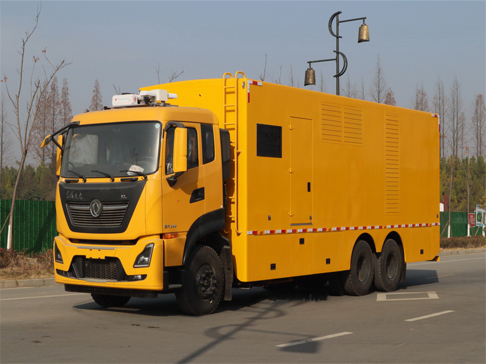 東風天龍后雙橋電源車