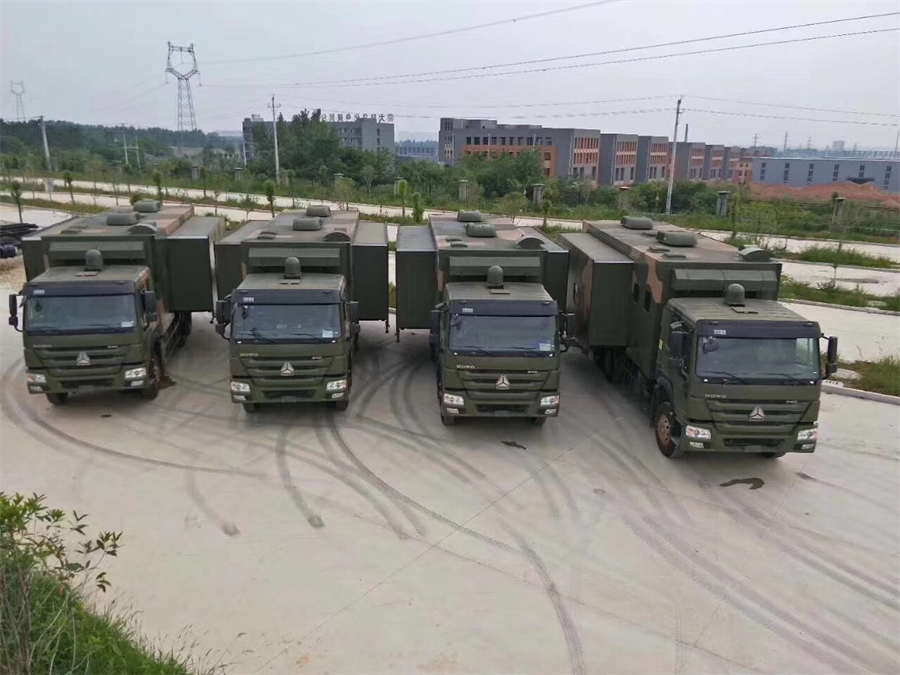 重汽后雙橋24-28床位野外宿營車 重汽后雙橋24-28床位野外宿營車