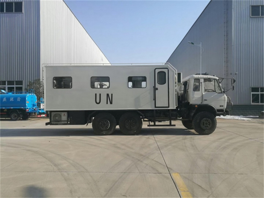 六驅(qū)越野8人宿營(yíng)車 六驅(qū)越野8人宿營(yíng)車