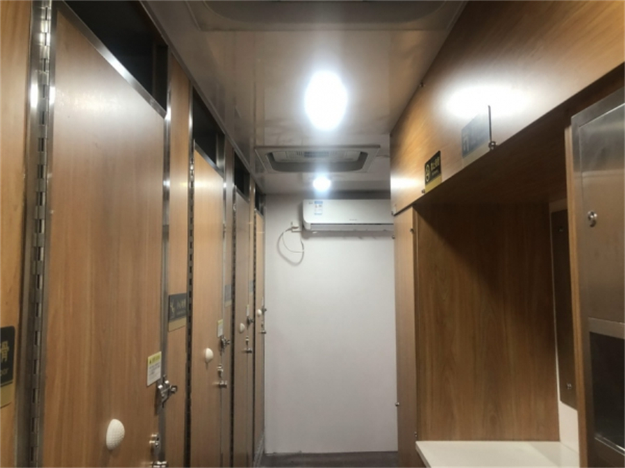 東風天錦7蹲位環保廁所車