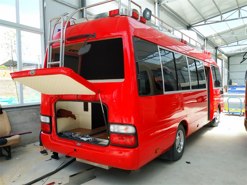 豐田考斯特多功能指揮車 豐田考斯特多功能指揮車