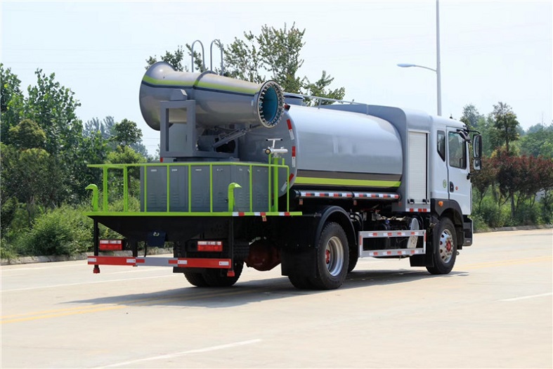 東風D9國六10噸圓罐多功能抑塵車 東風D9國六10噸圓罐多功能抑塵車