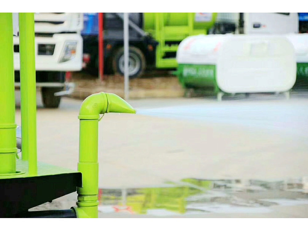 東風華神T5噴霧霧炮車國六10立方/50-100米霧炮 東風華神T5噴霧霧炮車國六10立方/50-100米霧炮