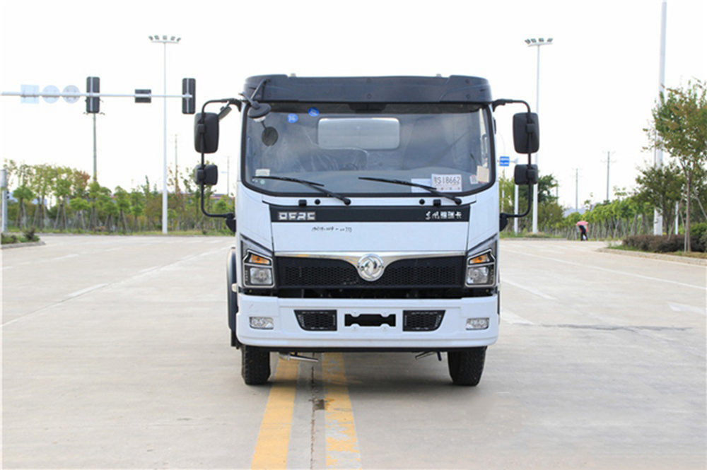 國六9立方東風(fēng)D7 灑水車 國六9立方東風(fēng)D7 灑水車