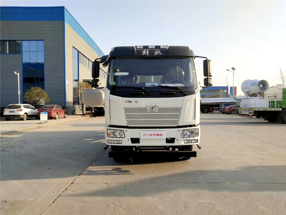 國六12方解放J6L 抑塵車50-100米 國六12方解放J6L 抑塵車50-100米