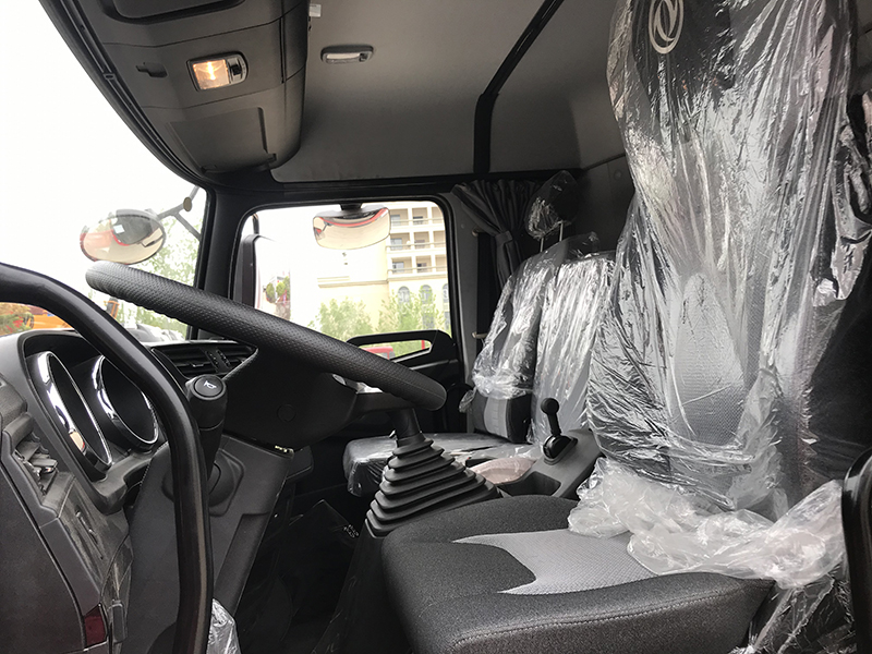 天錦KR小三軸平頂冷藏車 天錦KR小三軸平頂冷藏車