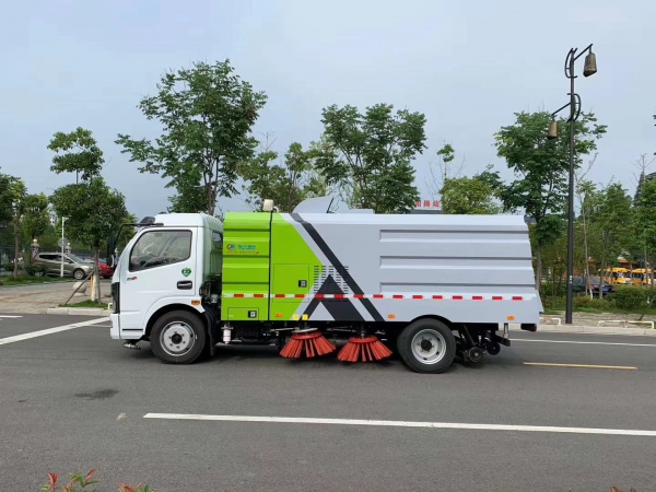 國六東風凱普特7.5方掃路車 國六東風凱普特7.5方掃路車