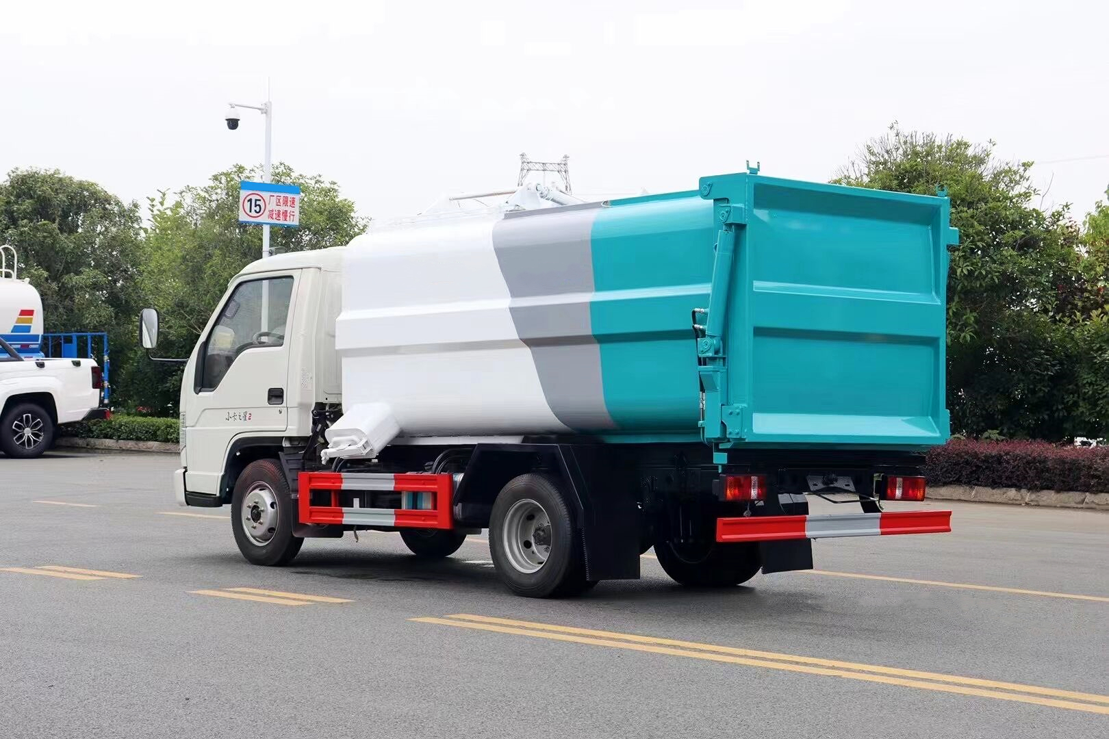 國六福田小卡4方掛桶垃圾車 國六福田小卡4方掛桶垃圾車