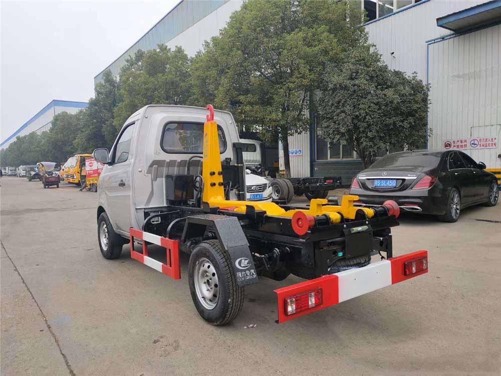 國六3-4方 藍牌長安 勾臂垃圾車 國六3-4方 藍牌長安 勾臂垃圾車