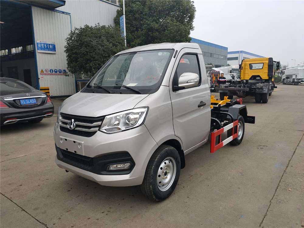 國六3-4方 藍牌長安 勾臂垃圾車 國六3-4方 藍牌長安 勾臂垃圾車