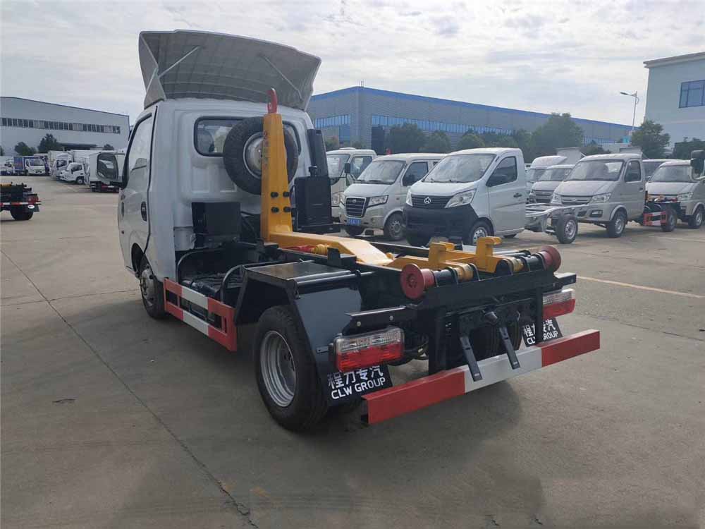 國六3-4方 藍牌東風途逸 勾臂垃圾車 國六3-4方 藍牌東風途逸 勾臂垃圾車