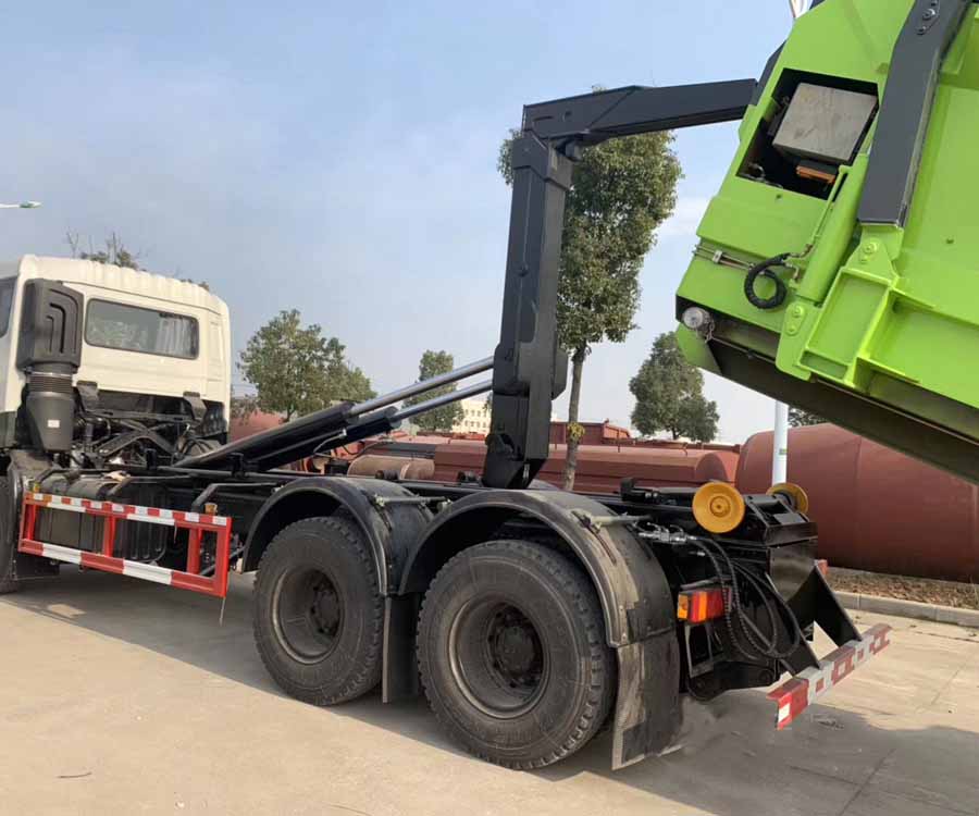 國六東風天龍后雙橋18方勾臂套臂垃圾車 國六東風天龍后雙橋18方勾臂套臂垃圾車