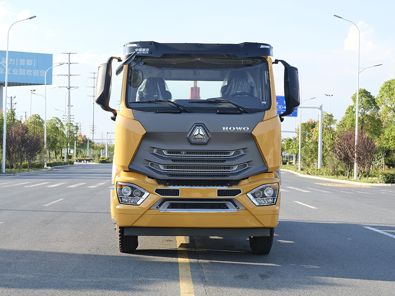 重汽浩瀚后雙橋18方勾臂垃圾車 重汽浩瀚后雙橋18方勾臂垃圾車