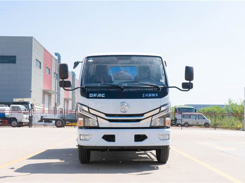 藍牌東風多利卡5方勾臂垃圾車 藍牌東風多利卡5方勾臂垃圾車