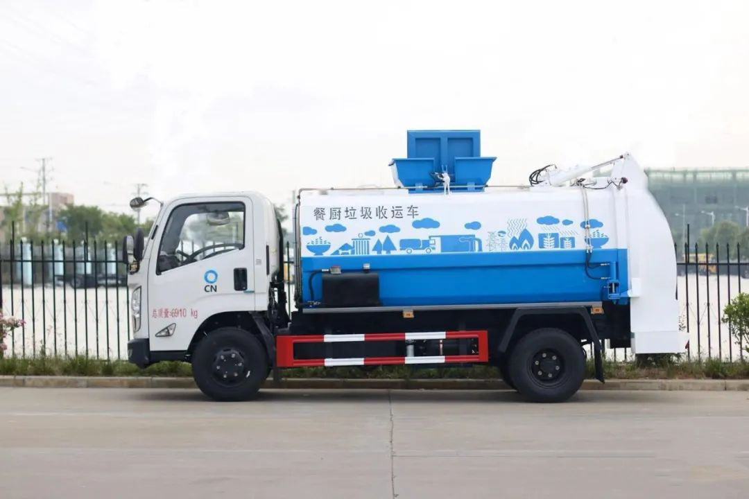 江鈴凱銳國六4.5方餐廚垃圾車 江鈴凱銳國六4.5方餐廚垃圾車