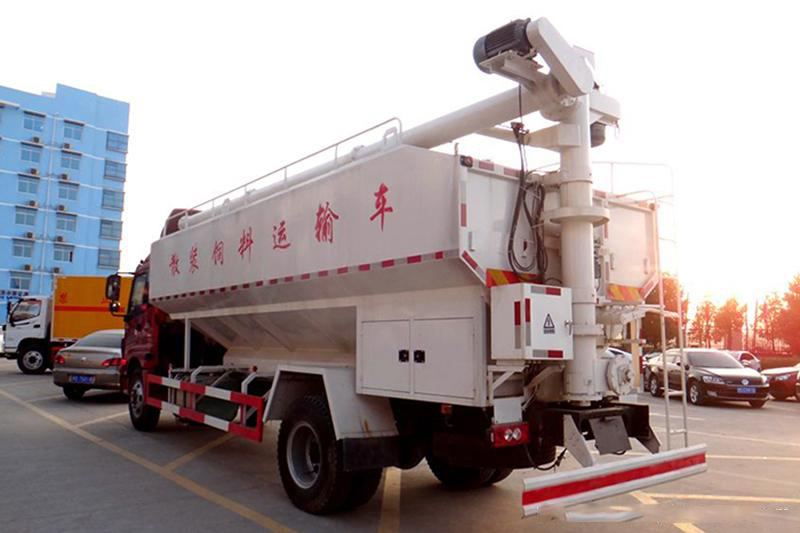 福田歐曼20方散裝飼料運輸車 福田歐曼20方散裝飼料運輸車