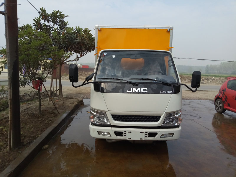 江鈴4.2米爆破器材運輸車 江鈴4.2米爆破器材運輸車