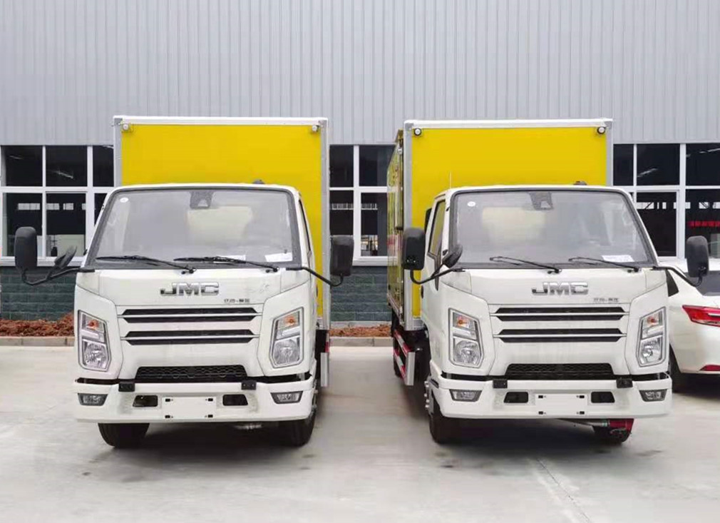 江鈴4.15米貨廂爆破器材運輸車 江鈴4.15米貨廂爆破器材運輸車