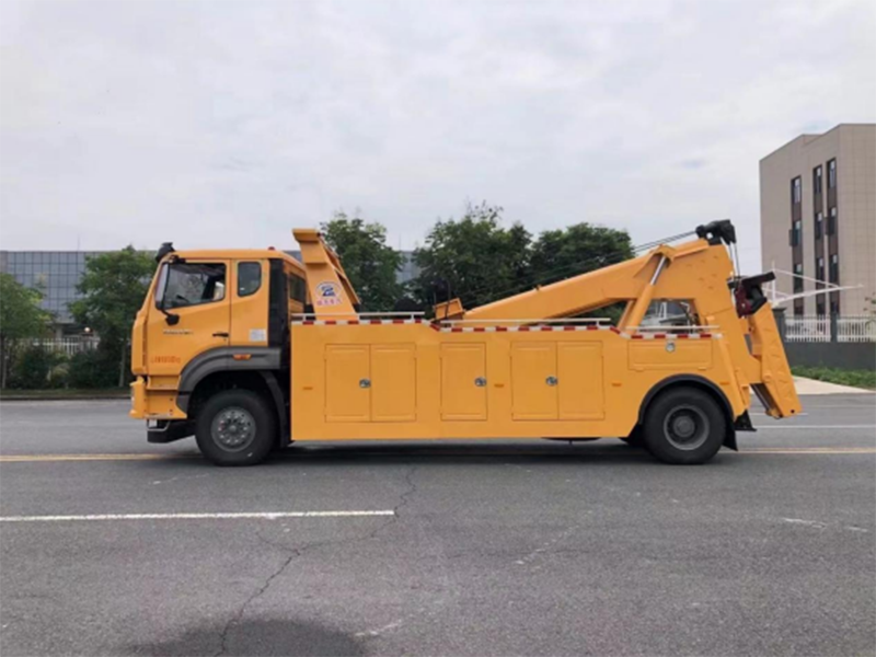 國六重汽豪瀚拖吊聯體黃牌清障車