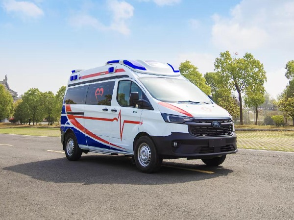 福特全順T6救護車（模具版）