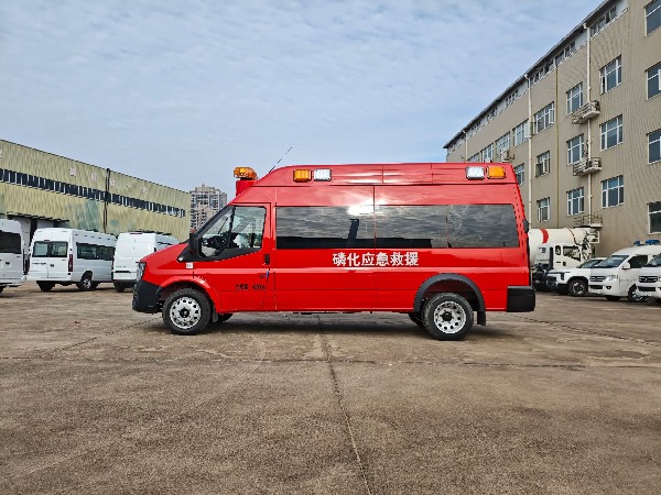 福特救險車/氣防車（九座版）