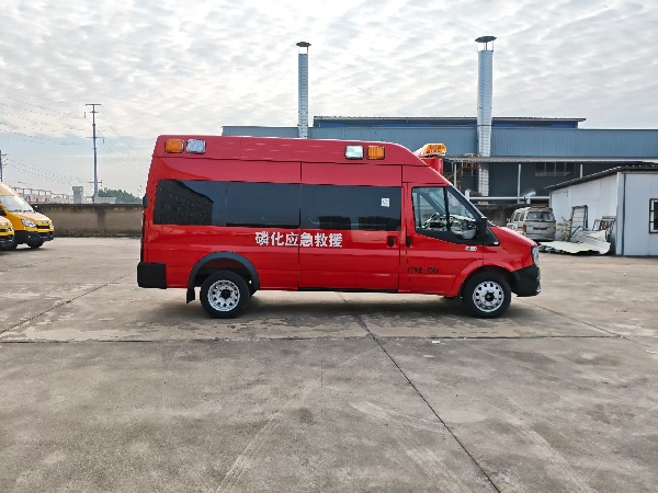 福特救險車/氣防車（九座版）