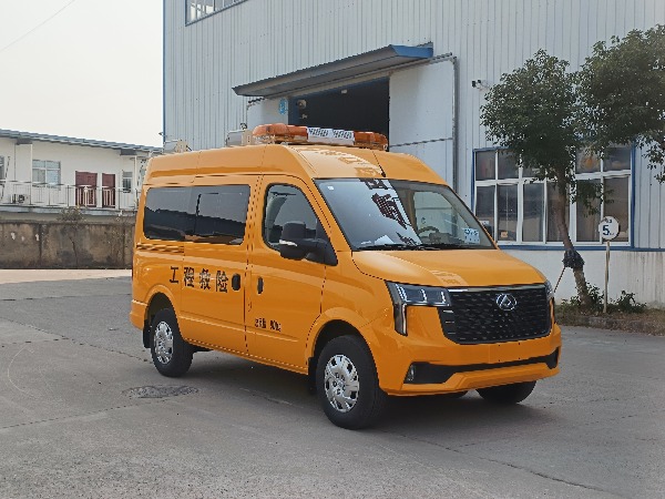 大通V80工程救險(xiǎn)車（氣防車）